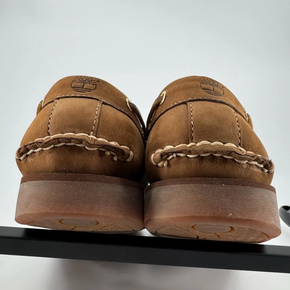 Timberland Boat Shoes Mens 10.5 Brown Leather Moccasin Toe Brown Nubuck 2 Eye